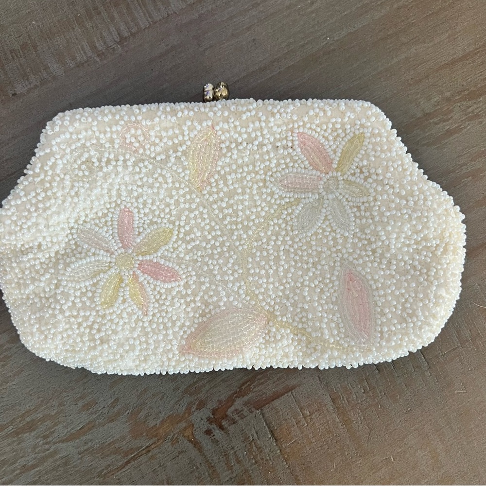 Vintage 1950s Richere Hand Made Floral Beaded Clutch. Hand Made in Japan